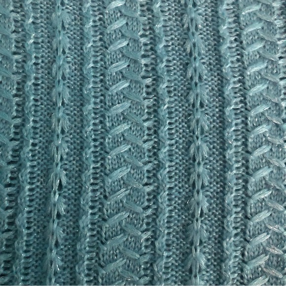 ⭐️NEW⭐️White House Black Market (WHBM) Off-The-Shoulder Cable Knit Sweater Blue - Picture 11 of 13